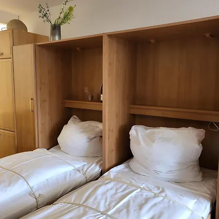 41 Im Haus Anna *