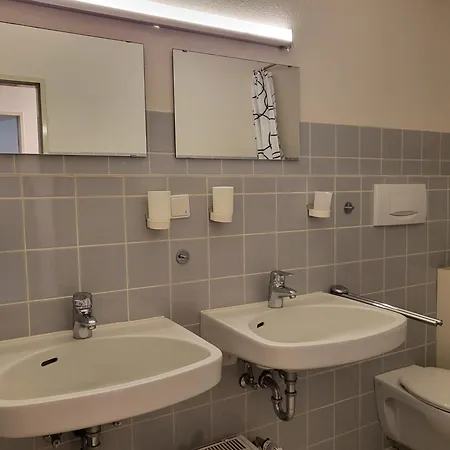 41 Im Haus Anna
